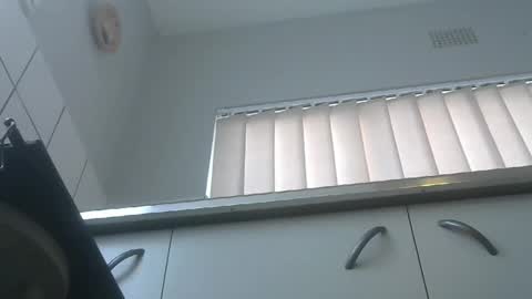 chaturbatordeluxe online show from 11-21-25, 04:05