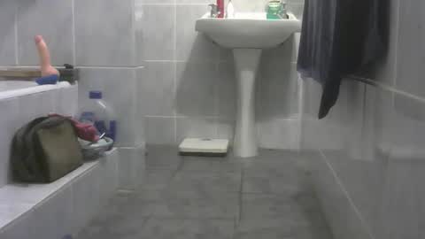 Snapshot of chaturbatordeluxe chatting on 03-06-26, 03:25 chaturbatordeluxe online show from 03-06-26, 03:25