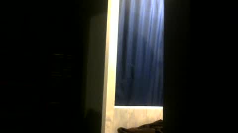Snapshot of chaturbatordeluxe chatting on 06-16-26, 03:31 chaturbatordeluxe online show from 06-16-26, 03:31