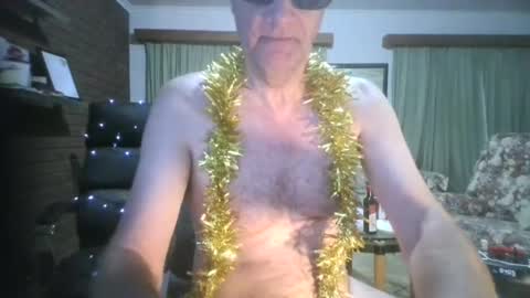 We Chat online show from 12-22-24, 01:44