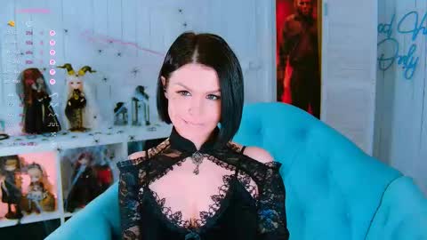 Snapshot of chaturkaterina chatting on 10-29-25, 04:26 Miss Harmony online show from 10-29-25, 04:26