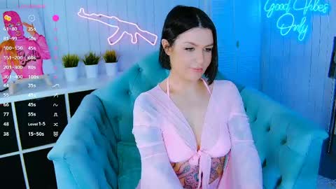 Snapshot of chaturkaterina chatting on 05-16-26, 03:36 Miss Harmony online show from 05-16-26, 03:36