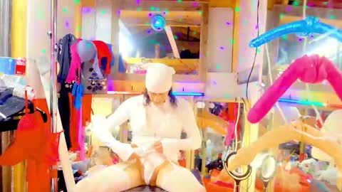 Snapshot of chavezechavez4207 chatting on 11-26-25, 09:54 MasterPRO online show from 11-26-25, 09:54