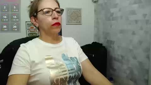 CHAYLA VICTORIA RUIZ  online show from 09-23-25, 11:41