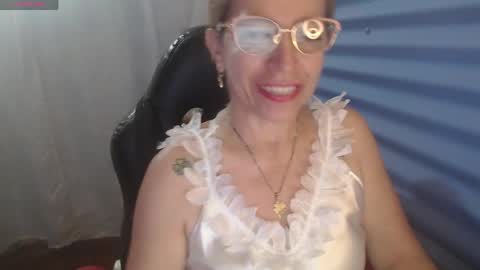 CHAYLA VICTORIA RUIZ  online show from 05-03-26, 12:55