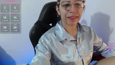 CHAYLA VICTORIA RUIZ  online show from 06-26-26, 10:19