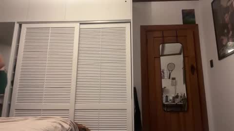 Snapshot of chazdazle chatting on 10-30-25, 08:16 Chaz online show from 10-30-25, 08:16