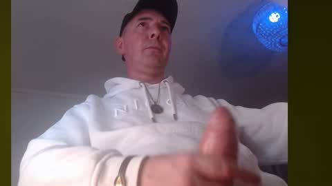 Snapshot of chazdiniro chatting on 11-02-25, 08:11 chazdiniro online show from 11-02-25, 08:11