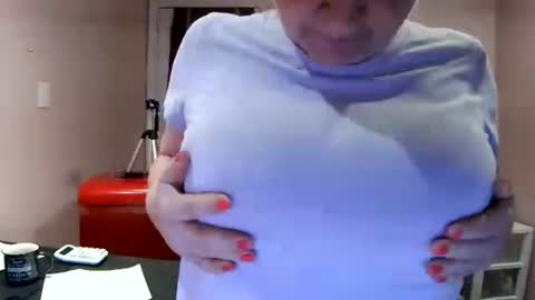 chealsiek online show from 11-09-25, 01:15