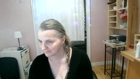 chealsiek online show from 05-03-26, 02:28