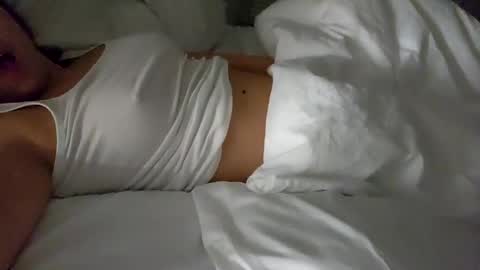 Snapshot of cheeekycouple02 chatting on 01-14-25, 11:10 Cheeeky couple online show from 01-14-25, 11:10