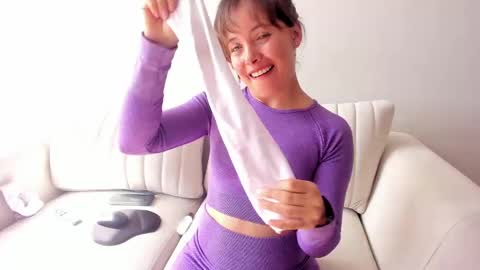 Regina Phalange online show from 01-23-25, 07:18