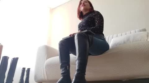 Snapshot of cheek_chic12 chatting on 02-25-26, 03:10 Regina Phalange online show from 02-25-26, 03:10