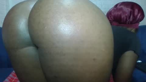Snapshot of cheeky_charms chatting on 02-17-26, 08:44 cheeky_charms online show from 02-17-26, 08:44