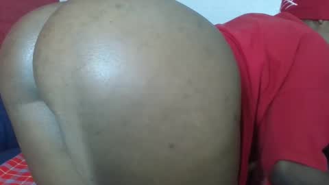 Snapshot of cheeky_charms chatting on 03-06-26, 05:37 cheeky_charms online show from 03-06-26, 05:37