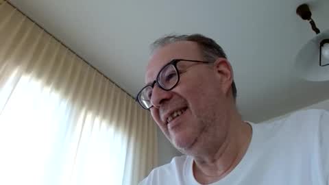 Snapshot of cheer2u chatting on 03-23-26, 08:51 cheer2u online show from 03-23-26, 08:51