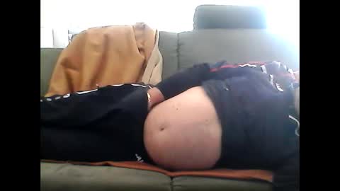 Snapshot of cheesy4444 chatting on 01-31-25, 11:24 Tom online show from 01-31-25, 11:24