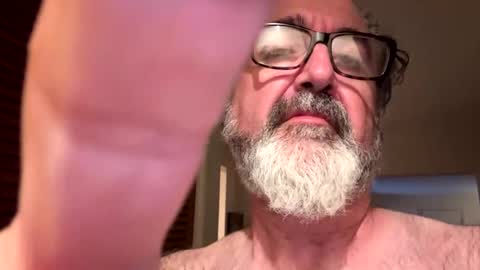 Snapshot of chefsd chatting on 11-01-25, 04:25 Chef online show from 11-01-25, 04:25