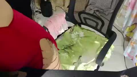 Chell online show from 11-25-25, 06:46