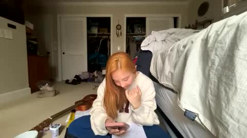 chellybear101 online show from 02-17-26, 08:37