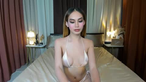 Snapshot of chelseariches chatting on 10-09-25, 02:59 Hello ur lovely Chelsea online show from 10-09-25, 02:59