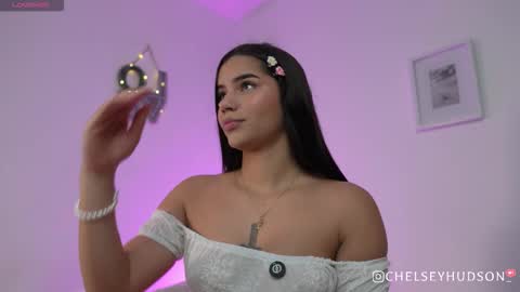 Snapshot of chelsey_hudson chatting on 03-18-26, 01:09 chelsey_hudson online show from 03-18-26, 01:09