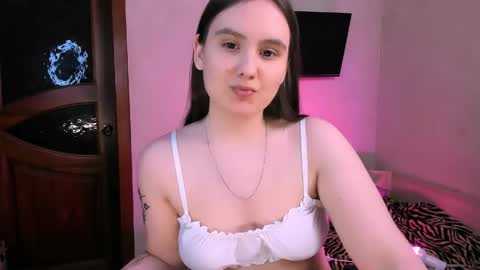 Chelsy  Luxe  online show from 05-14-26, 06:53