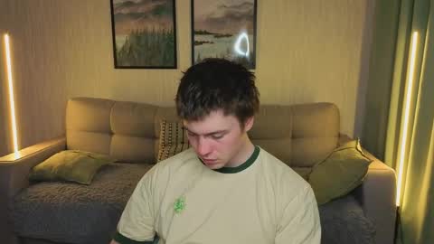 LUCASRYANPVT IS OPEN online show from 04-11-26, 05:12