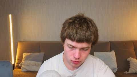 LUCASRYANPVT IS OPEN online show from 05-12-26, 04:53