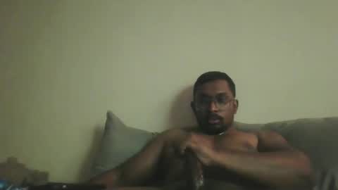 Snapshot of chennaibull1011 chatting on 04-09-26, 11:37 chennaibull1011 online show from 04-09-26, 11:37