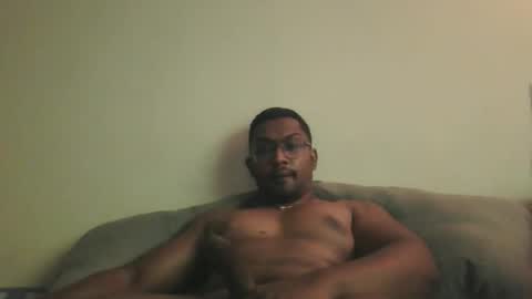 Snapshot of chennaibull1011 chatting on 05-09-26, 09:47 chennaibull1011 online show from 05-09-26, 09:47
