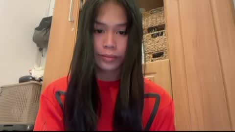 Chenni online show from 06-17-26, 01:56