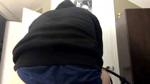 Snapshot of chenovich chatting on 02-13-25, 12:32 chenovich online show from 02-13-25, 12:32