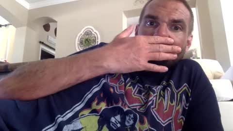 cherokeebatman88 online show from 04-12-26, 05:29