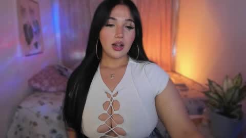 Snapshot of cherries_and_wine_ chatting on 03-25-26, 04:35 cherries_and_wine_ online show from 03-25-26, 04:35