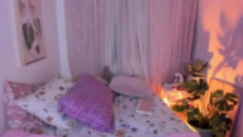 Snapshot of cherries_and_wine_ chatting on 05-07-26, 11:54 cherries_and_wine_ online show from 05-07-26, 11:54
