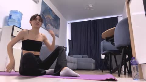 Hello My name is Lily  im new model here. Lets enjoy our time togather online show from 02-05-26, 11:15