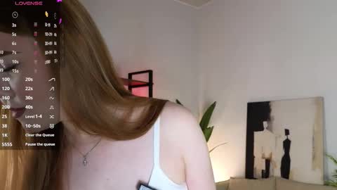Lina online show from 09-12-25, 04:12