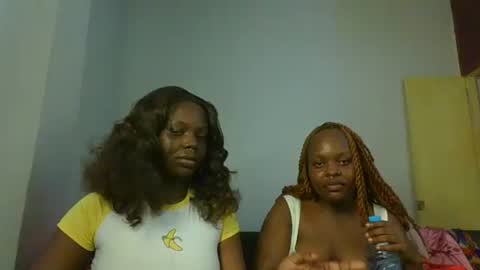 Fafa online show from 02-15-26, 08:24