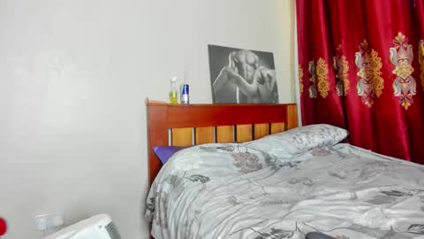 Snapshot of cherry_falls chatting on 09-26-25, 08:40 cherry_falls online show from 09-26-25, 08:40