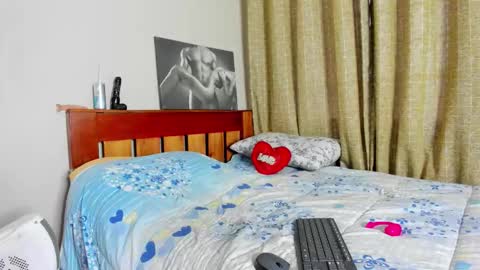 cherry_falls online show from 11-27-25, 03:41