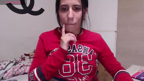 Snapshot of cherry_hc chatting on 10-21-25, 03:07 Nezumy Rey online show from 10-21-25, 03:07