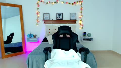 irene online show from 10-22-25, 08:52