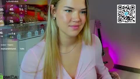 Snapshot of cherry_lexi chatting on 02-20-26, 06:26 Lexi online show from 02-20-26, 06:26