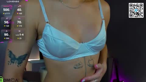 Snapshot of cherry_lexi chatting on 02-24-26, 03:15 Lexi online show from 02-24-26, 03:15