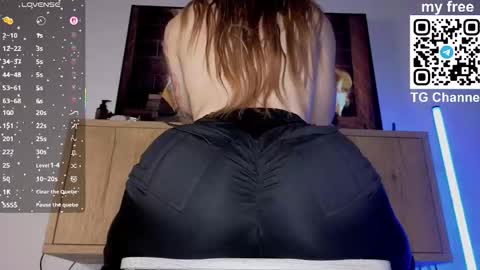 Vanessa Ray  STREAMING TIME everyday of the week  -  German time. except Saturday online show from 12-23-25, 10:13