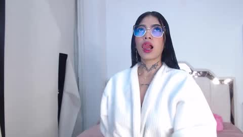 Sussan Cherry  online show from 09-26-25, 04:05