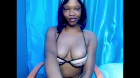 Sophie online show from 06-15-26, 04:04