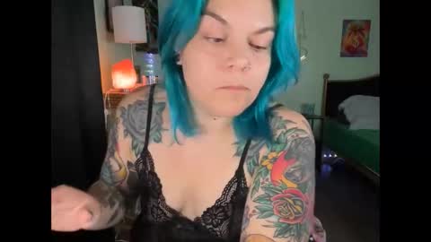 CherryBombBomb online show from 11-02-25, 05:32