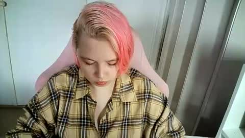 cherrybaby_0 online show from 06-15-26, 11:01